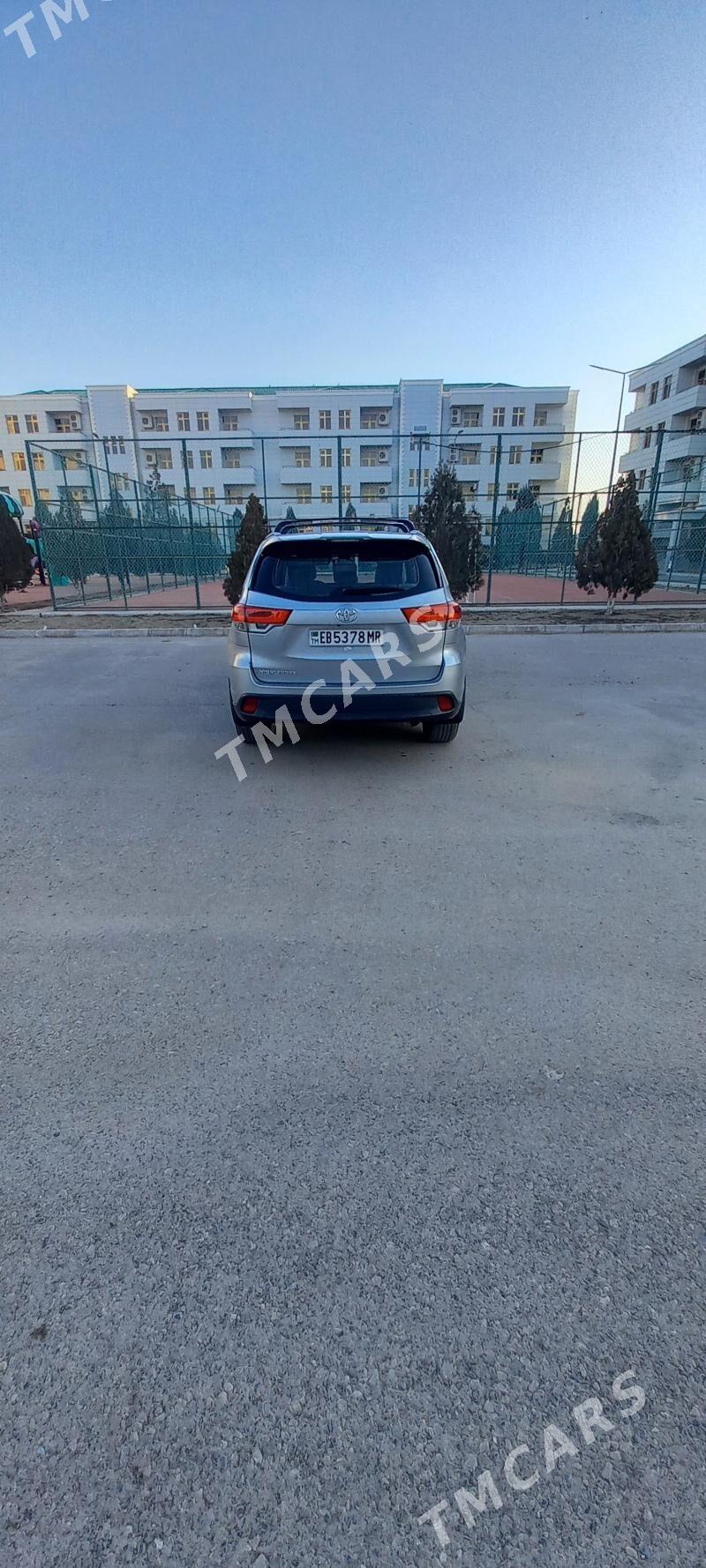 Toyota Highlander 2019 - 440 000 TMT - Wekilbazar - img 8