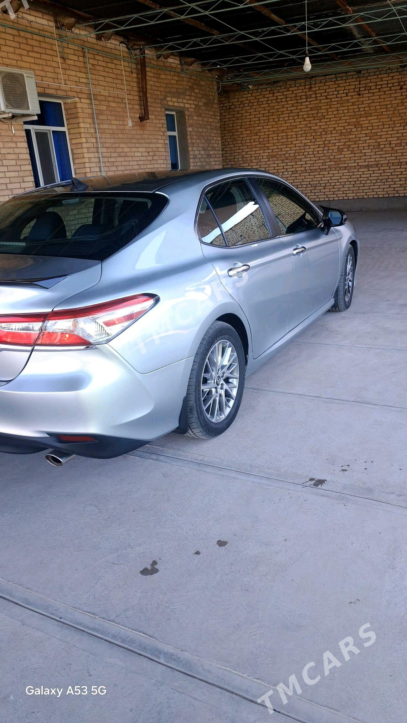 Toyota Camry 2018 - 295 000 TMT - Dänew - img 7