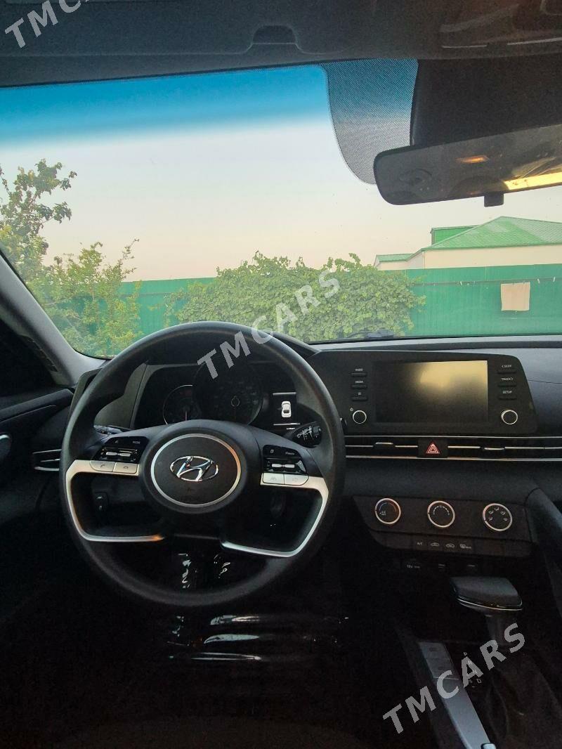 Hyundai Elantra 2022 - 242 000 TMT - Aşgabat - img 9