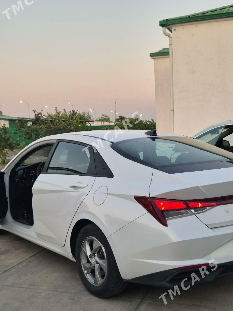 Hyundai Elantra 2022 - 242 000 TMT - Aşgabat - img 2