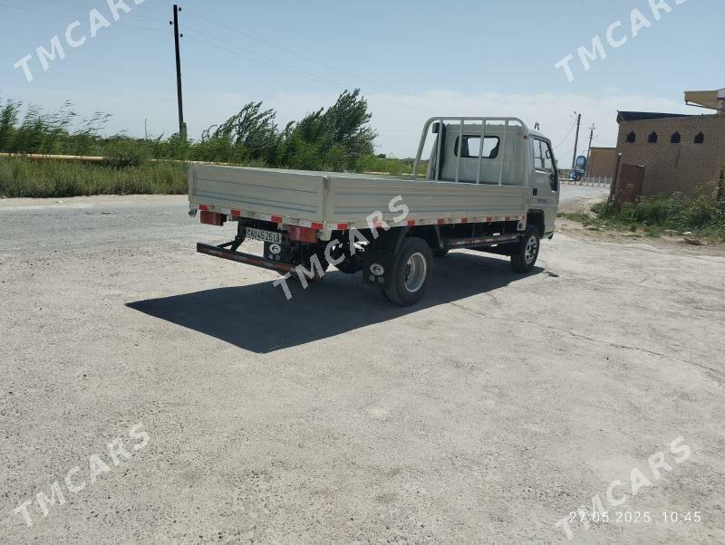 Forland H3 2015 - 140 000 TMT - Çärjew - img 3