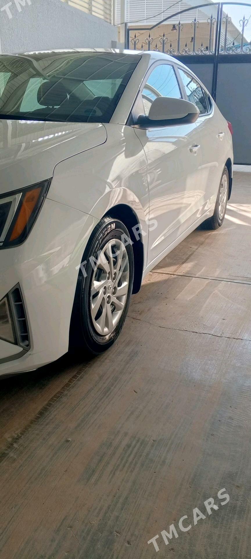 Hyundai Elantra 2020 - 220 000 TMT - Чоганлы - img 2