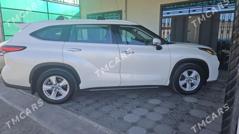 Toyota Highlander 2021 - 470 000 TMT - Дашогуз - img 4