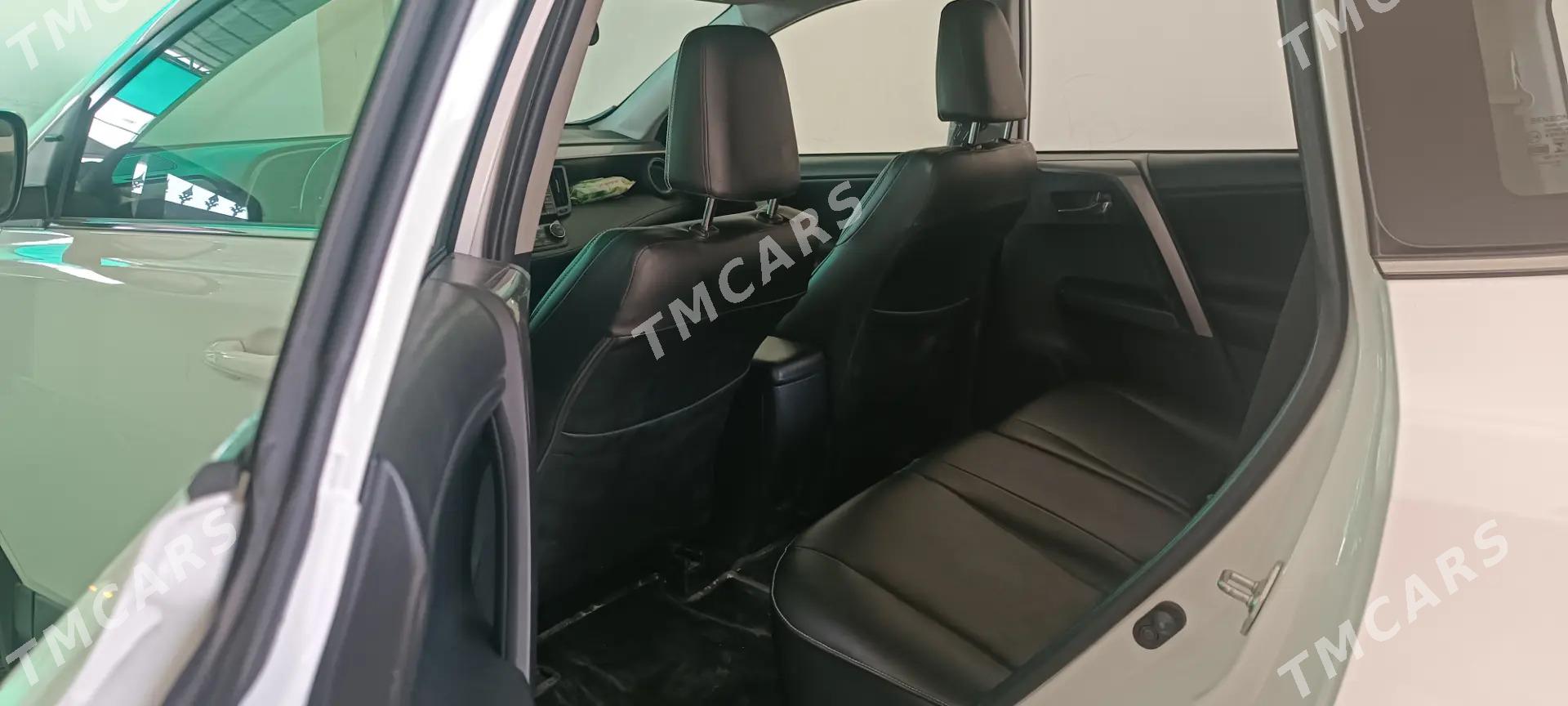 Toyota RAV4 2018 - 340 000 TMT - Aşgabat - img 3