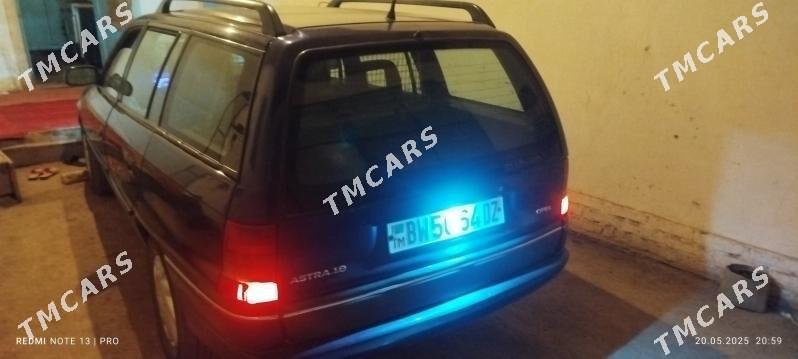 Opel Astra 1997 - 50 000 TMT - Гурбансолтан Едже - img 4