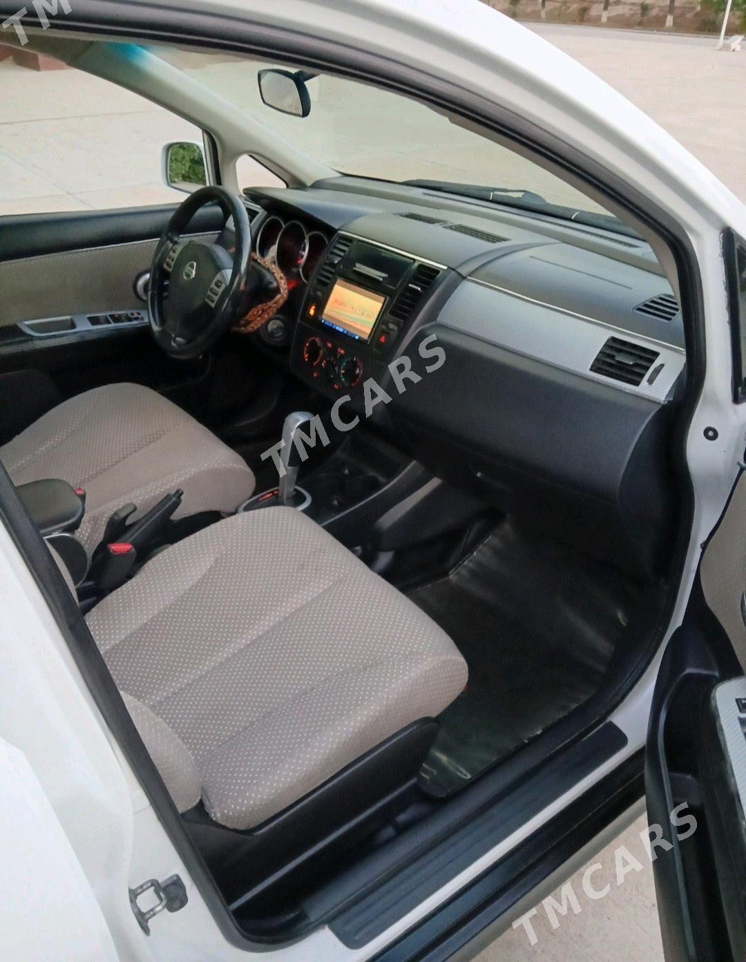 Nissan Versa 2010 - 123 000 TMT - Ашхабад - img 6