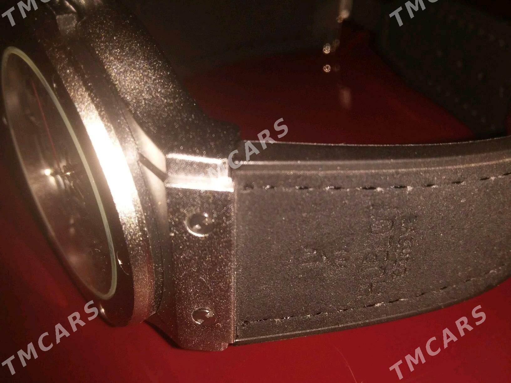 HUBLOT - Саят - img 7