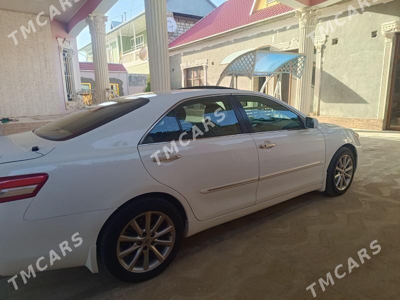 Toyota Camry 2010 - 175 000 TMT - Балканабат - img 2