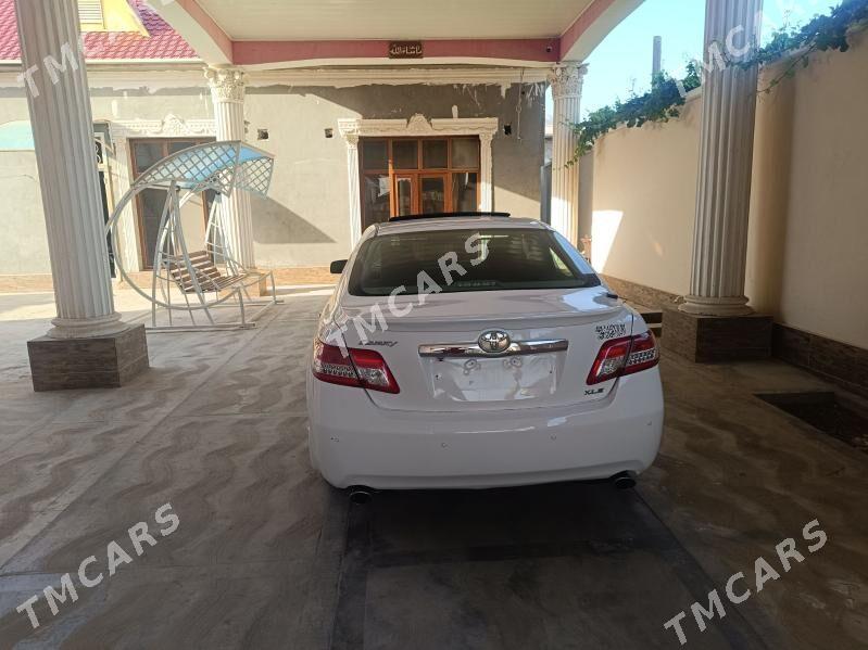 Toyota Camry 2010 - 175 000 TMT - Балканабат - img 4