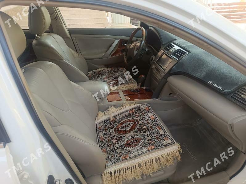 Toyota Camry 2010 - 175 000 TMT - Балканабат - img 5