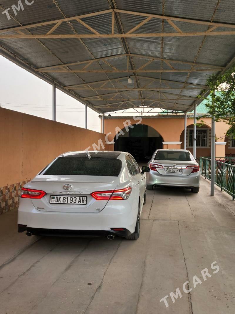 Toyota Camry 2020 - 390 000 TMT - Kaka - img 3