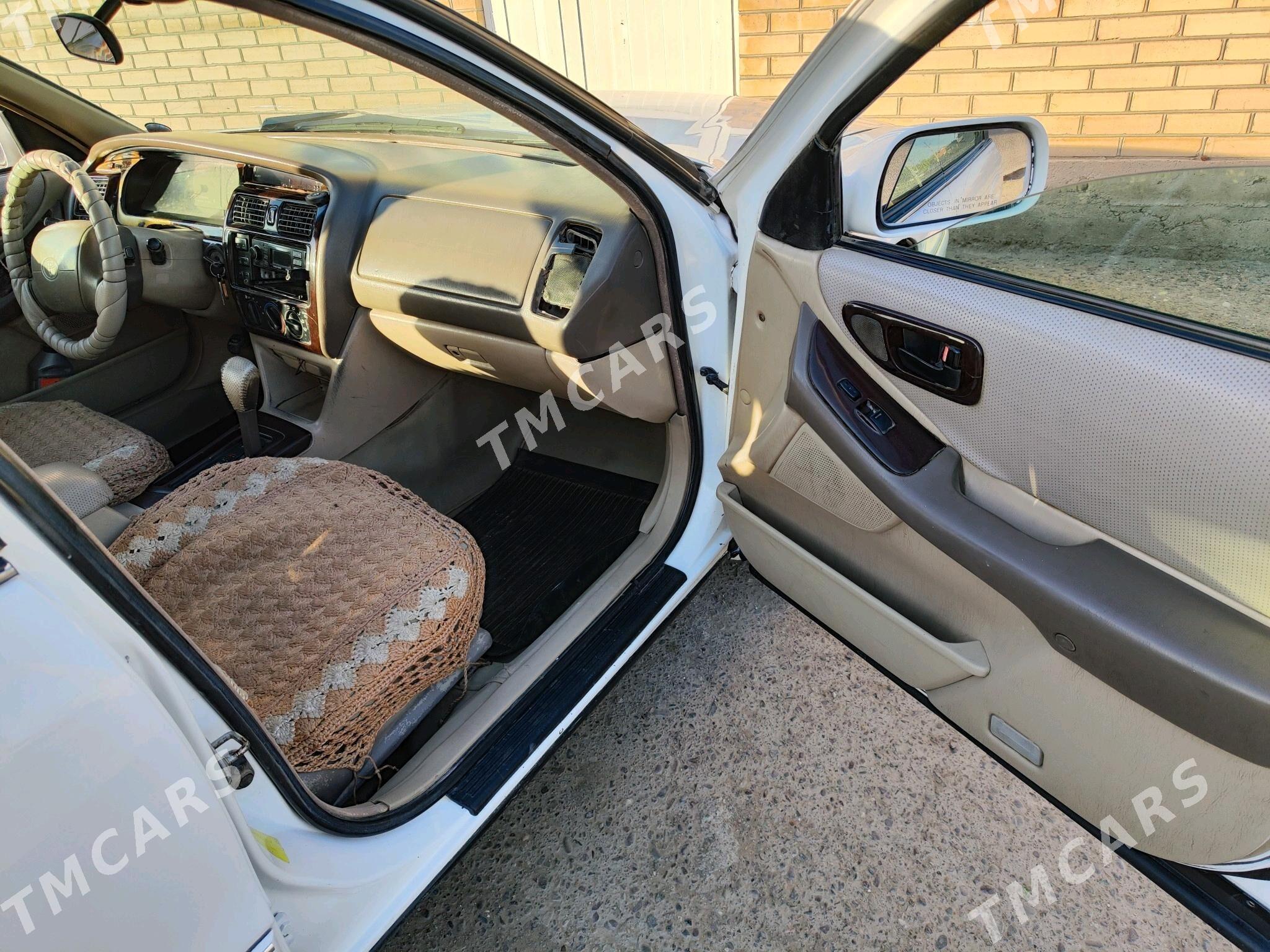 Toyota Avalon 1999 - 95 000 TMT - Байрамали - img 4