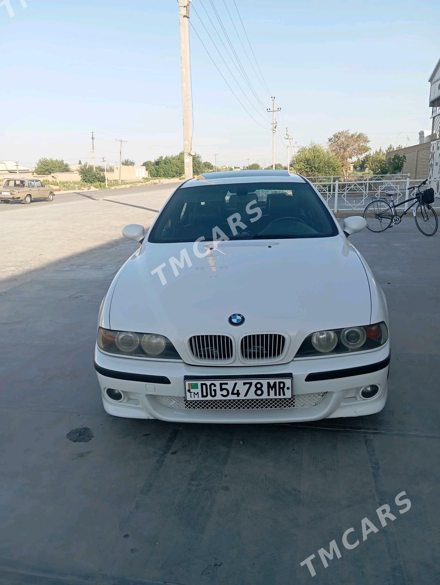 BMW 530 2001 - 125 000 TMT - Байрамали - img 3