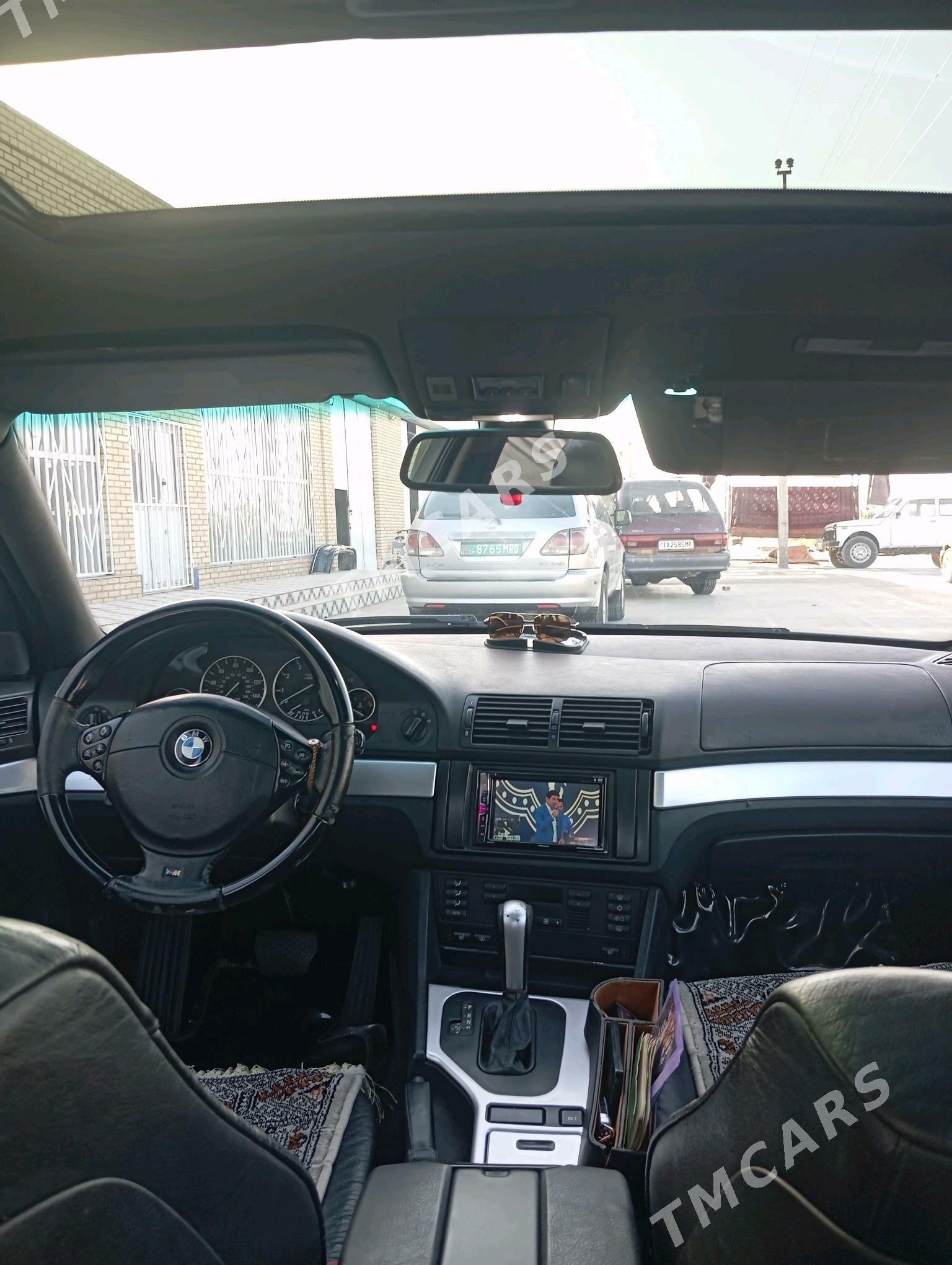 BMW 530 2001 - 125 000 TMT - Байрамали - img 5
