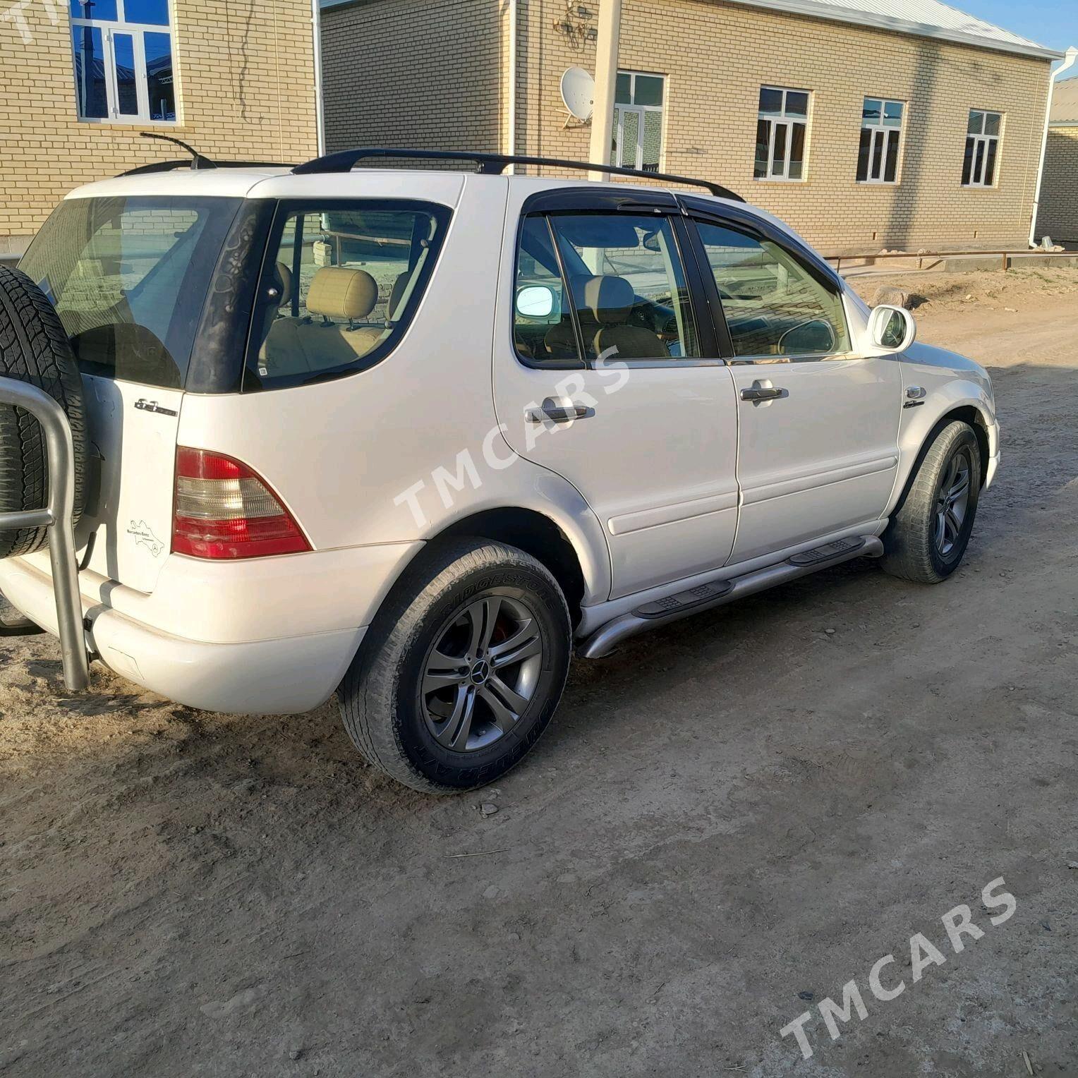 Mercedes-Benz E430 1999 - 95 000 TMT - Mary - img 3