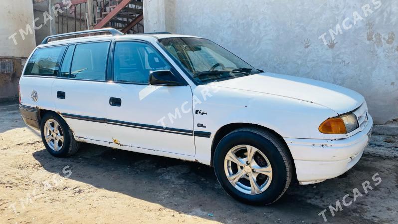 Opel Astra 1993 - 26 000 TMT - Гурбансолтан Едже - img 5