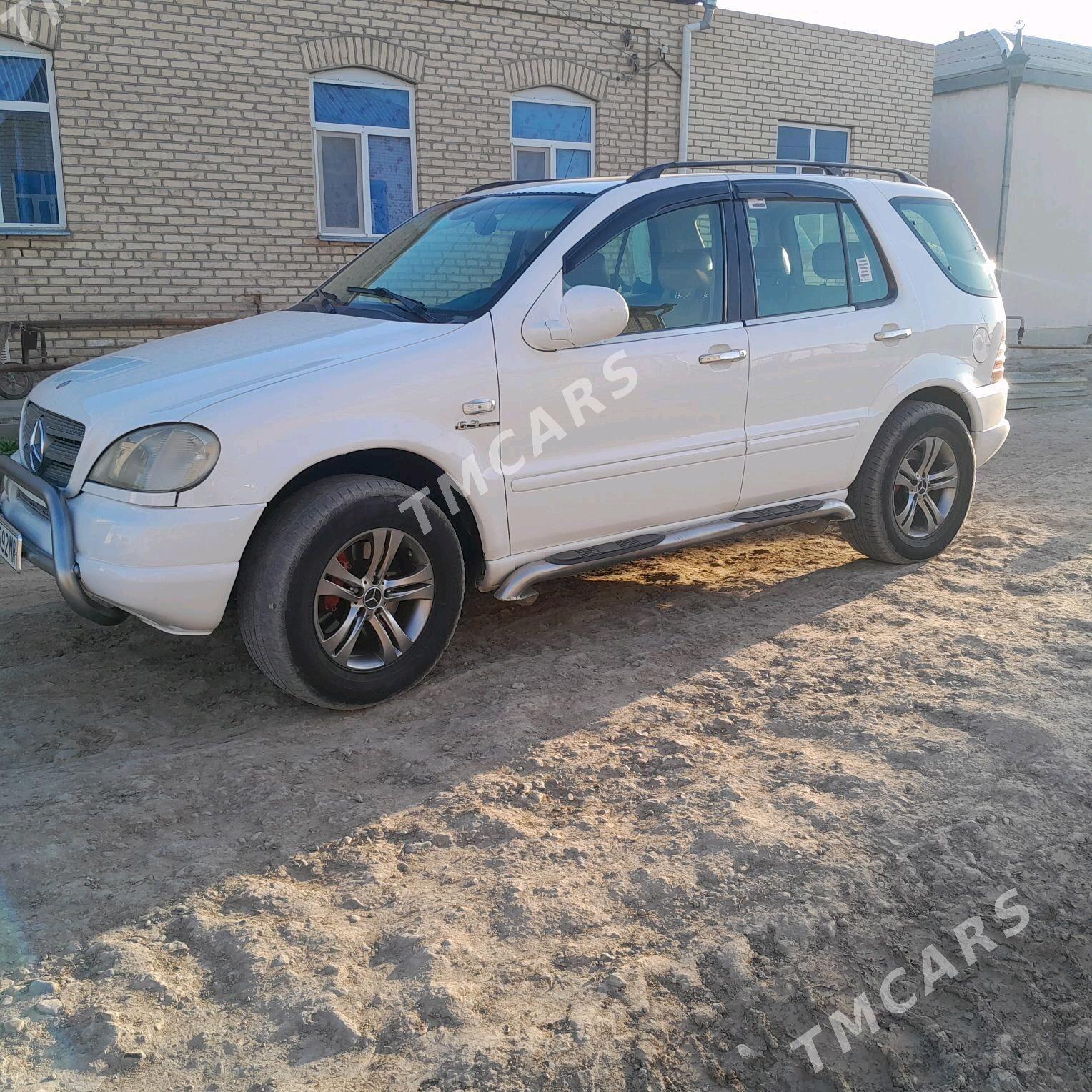 Mercedes-Benz E430 1999 - 95 000 TMT - Mary - img 2