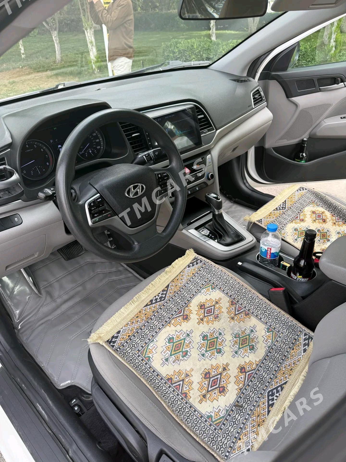 Hyundai Elantra 2018 - 185 000 TMT - Aşgabat - img 2