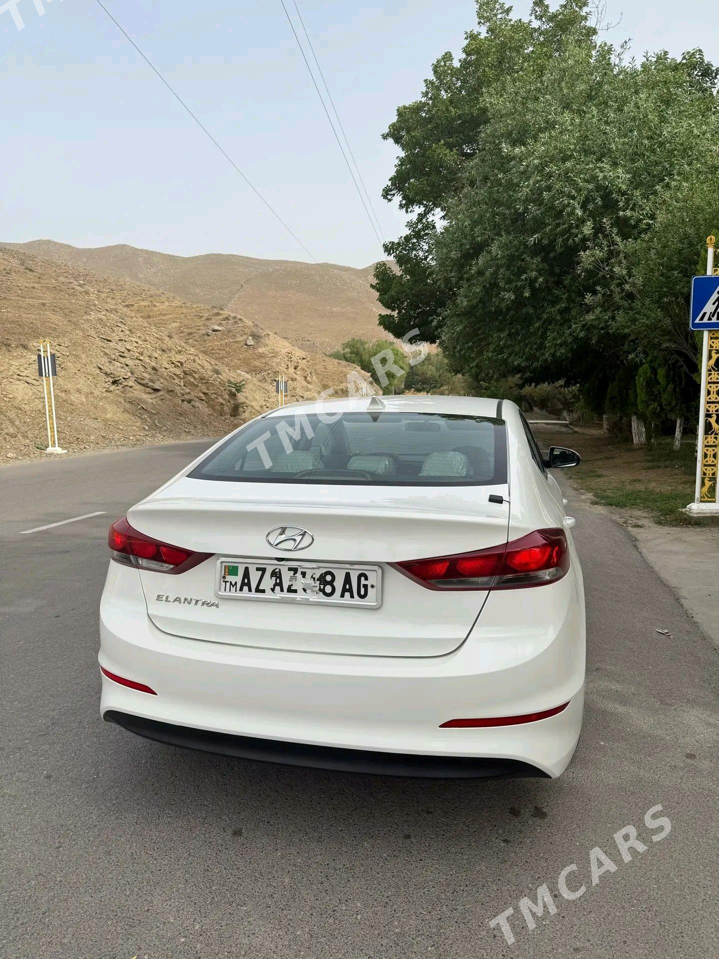 Hyundai Elantra 2018 - 185 000 TMT - Aşgabat - img 4