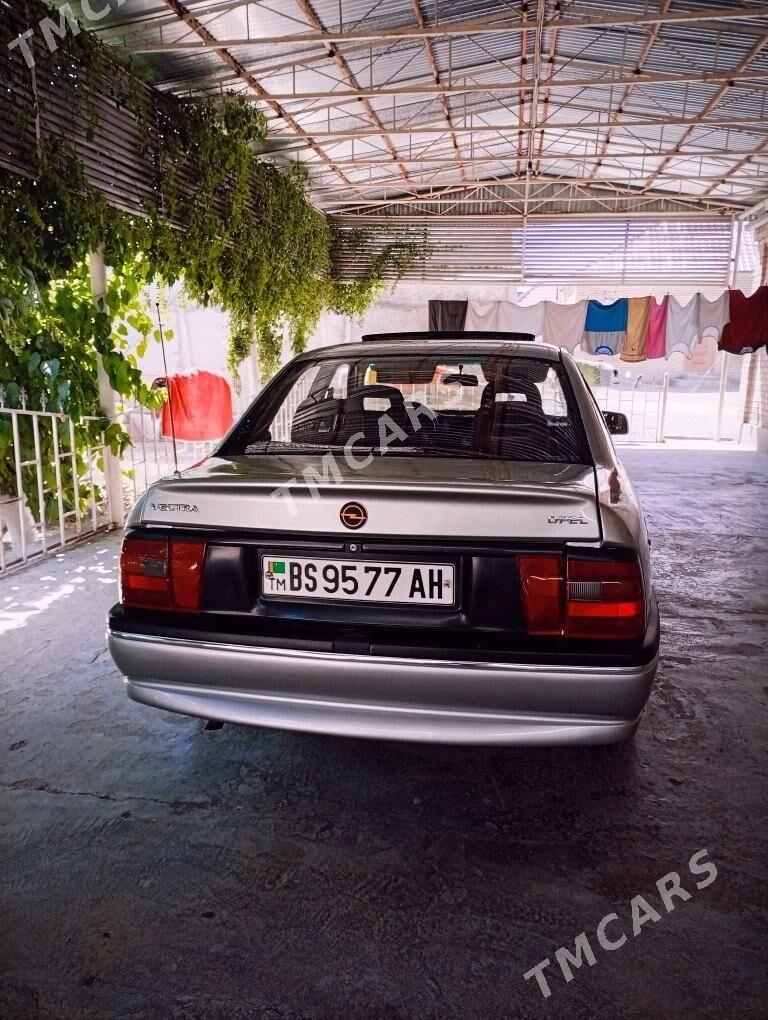 Opel Vectra 1993 - 56 000 TMT - Бахарден - img 6