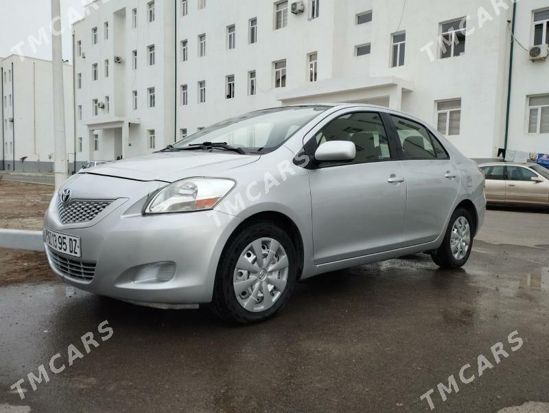 Toyota Yaris 2011 - 100 000 TMT - Дашогуз - img 4