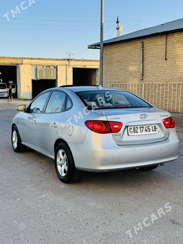 Hyundai Elantra 2010 - 110 000 TMT - Туркменабат - img 2