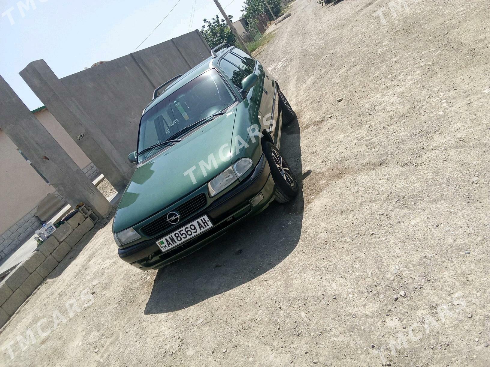 Opel Astra 1996 - 45 000 TMT - Махтумкули - img 4