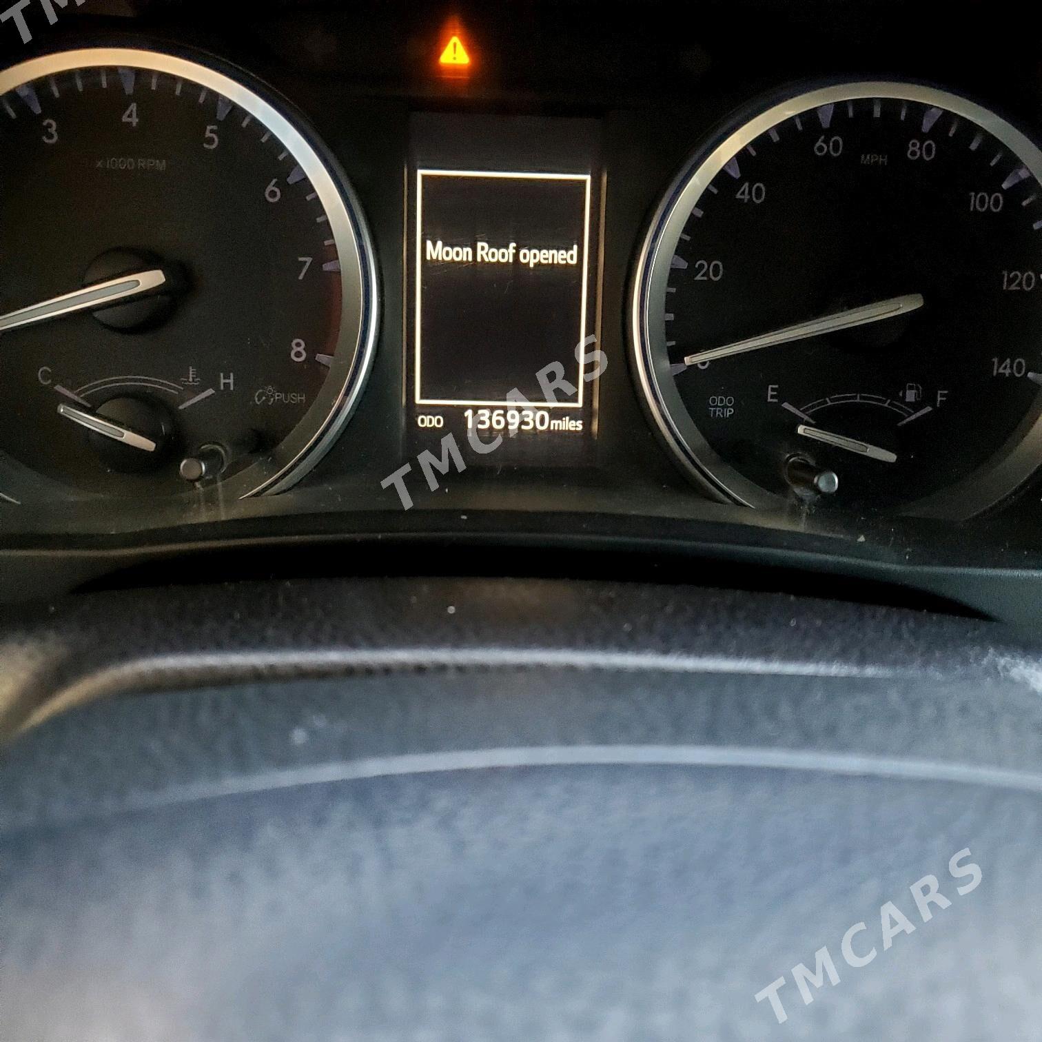Toyota Highlander 2018 - 470 000 TMT - Мары - img 3