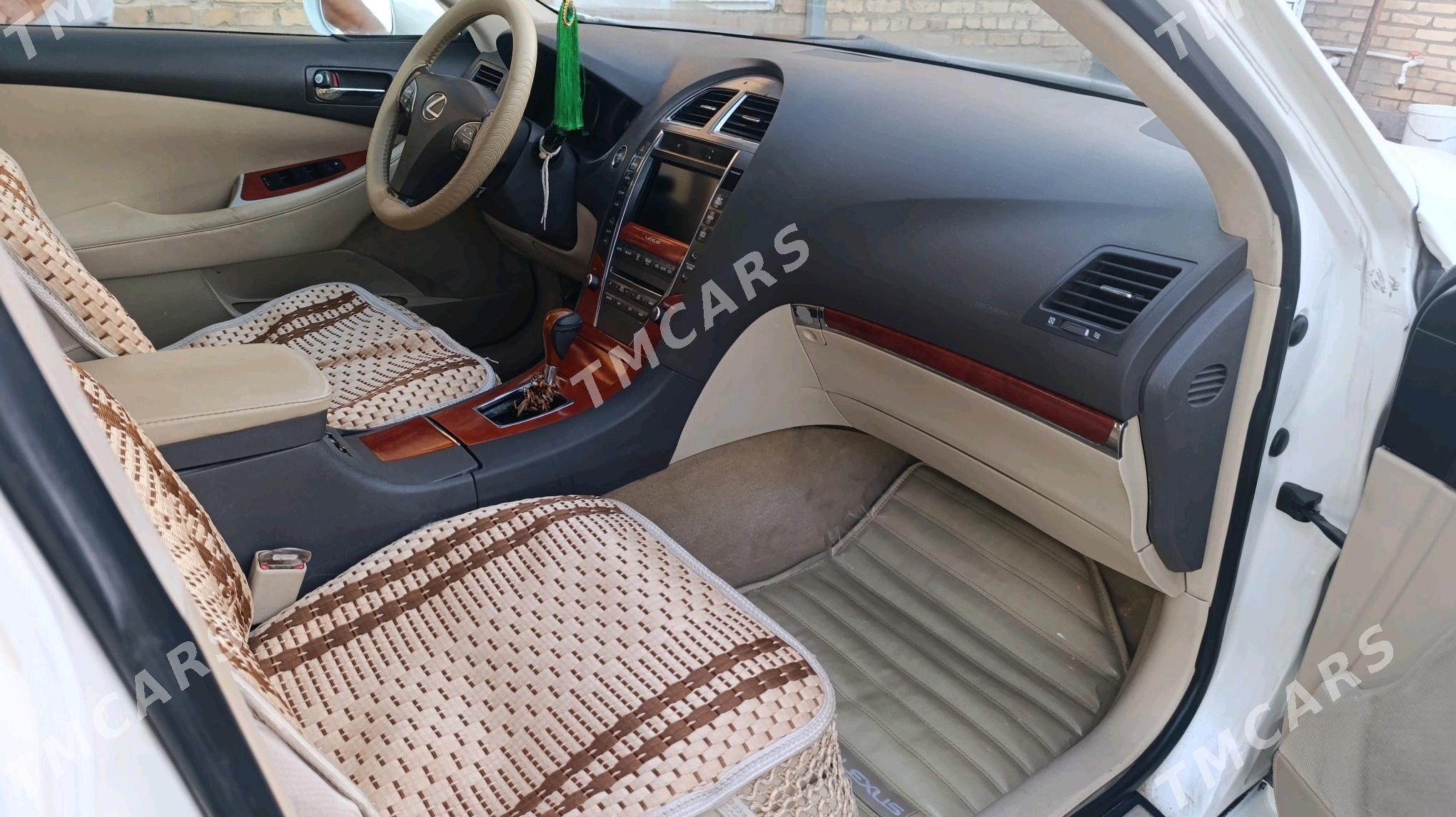 Lexus ES 350 2011 - 220 000 TMT - Дянев - img 5