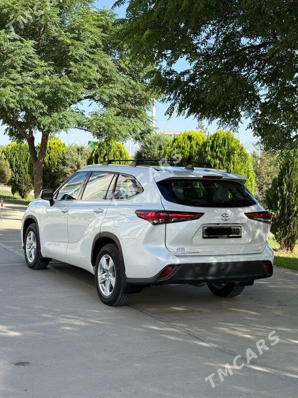 Toyota Highlander 2022 - 495 000 TMT - Ашхабад - img 2