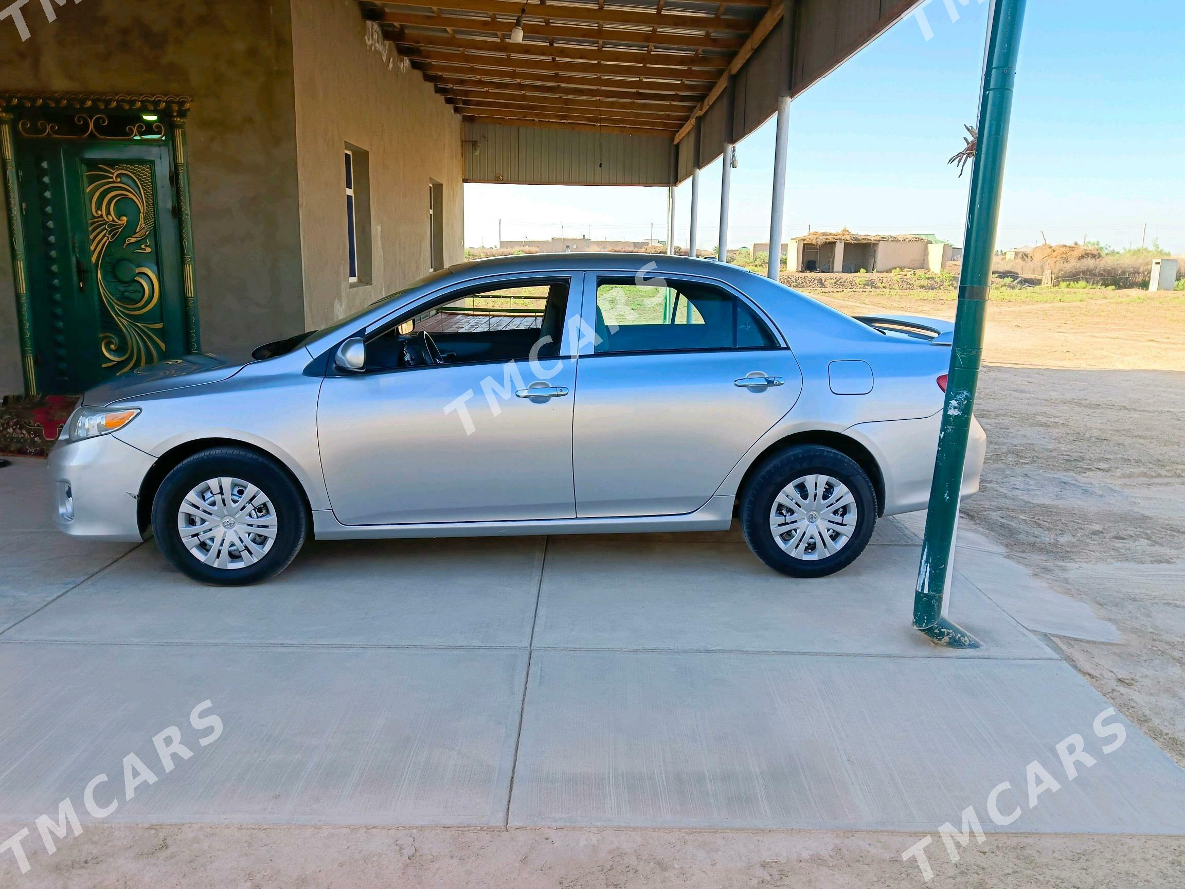 Toyota Corolla 2010 - 135 000 TMT - Türkmenbaşy etr. - img 3