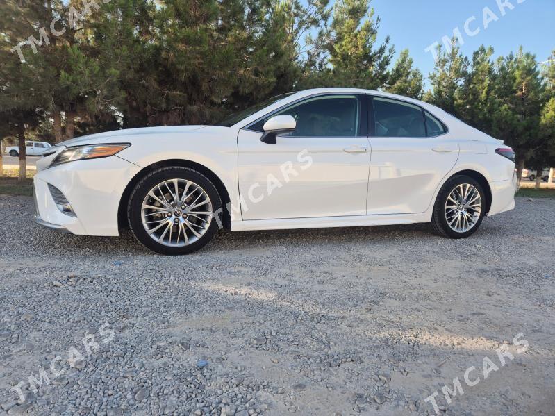 Toyota Camry 2020 - 300 000 TMT - Baýramaly - img 6