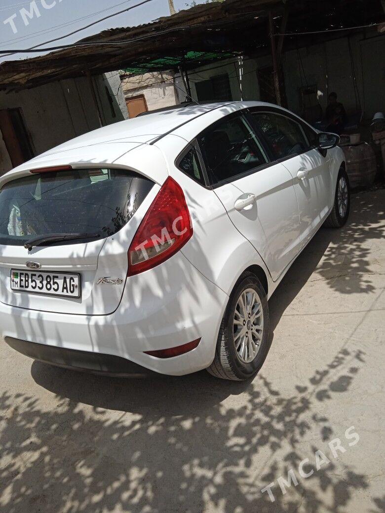 Ford Fiesta 2011 - 95 000 TMT - Ашхабад - img 8