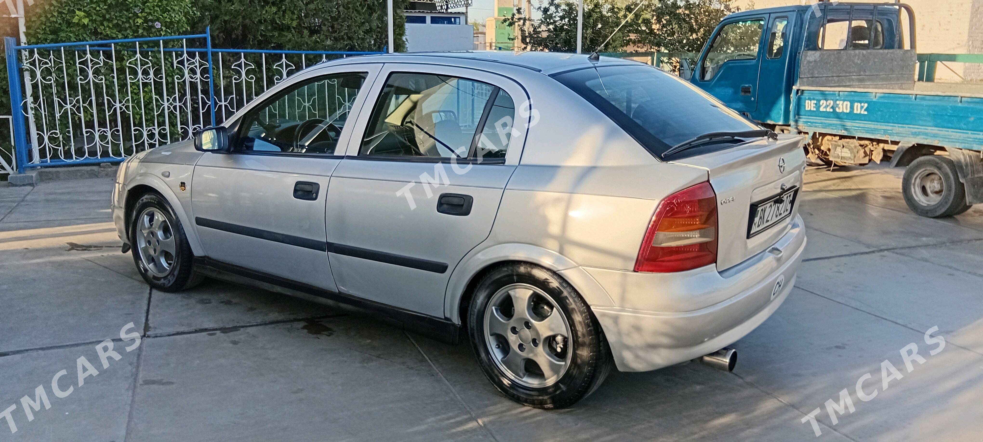 Opel Astra 2000 - 60 000 TMT - Дашогуз - img 2