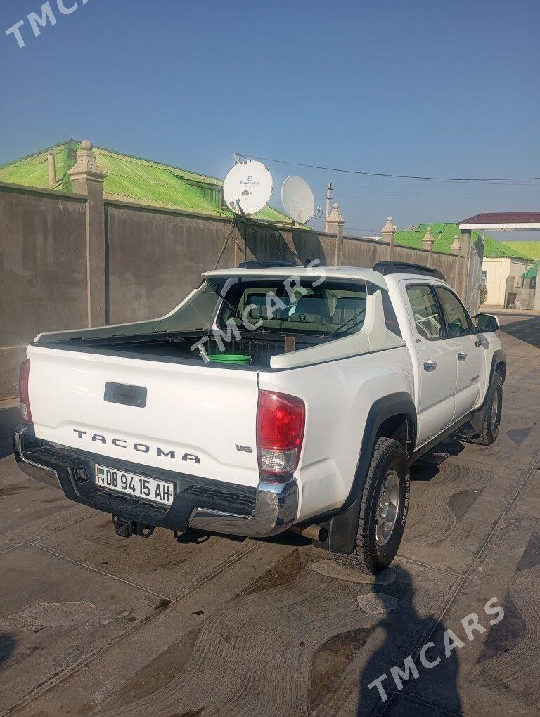 Toyota Tacoma 2016 - 320 000 TMT - Aşgabat - img 3