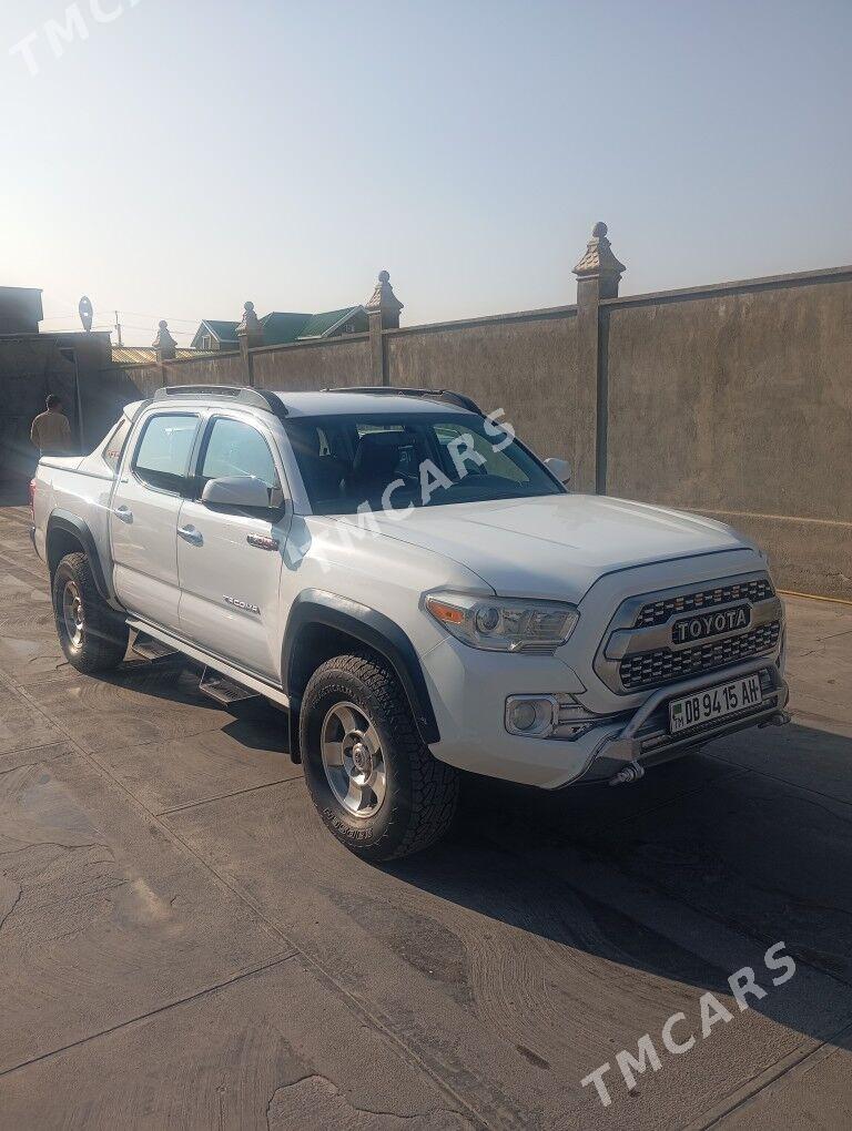 Toyota Tacoma 2016 - 320 000 TMT - Aşgabat - img 4