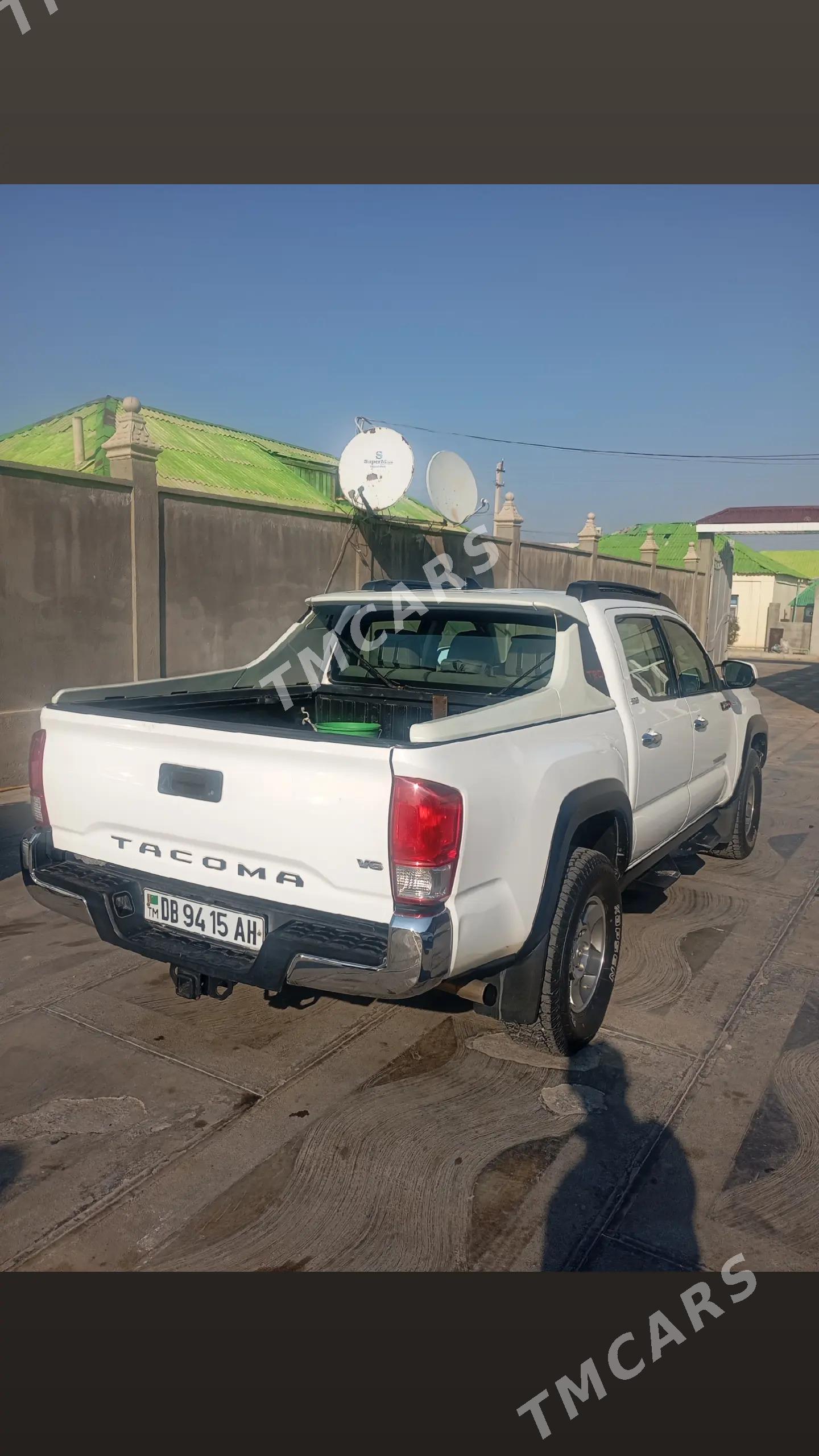 Toyota Tacoma 2016 - 320 000 TMT - Aşgabat - img 2