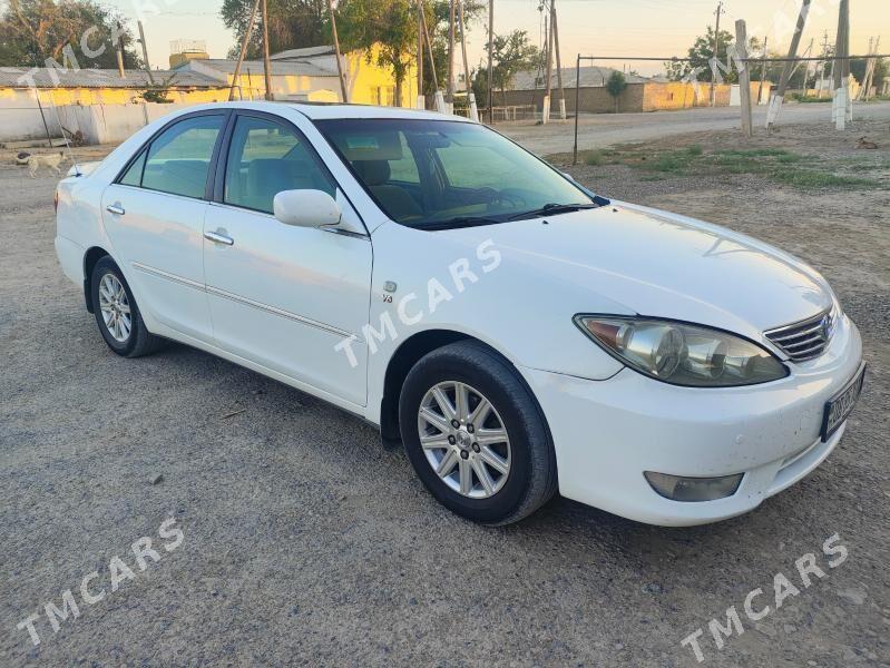 Toyota Camry 2002 - 150 000 TMT - Кака - img 4