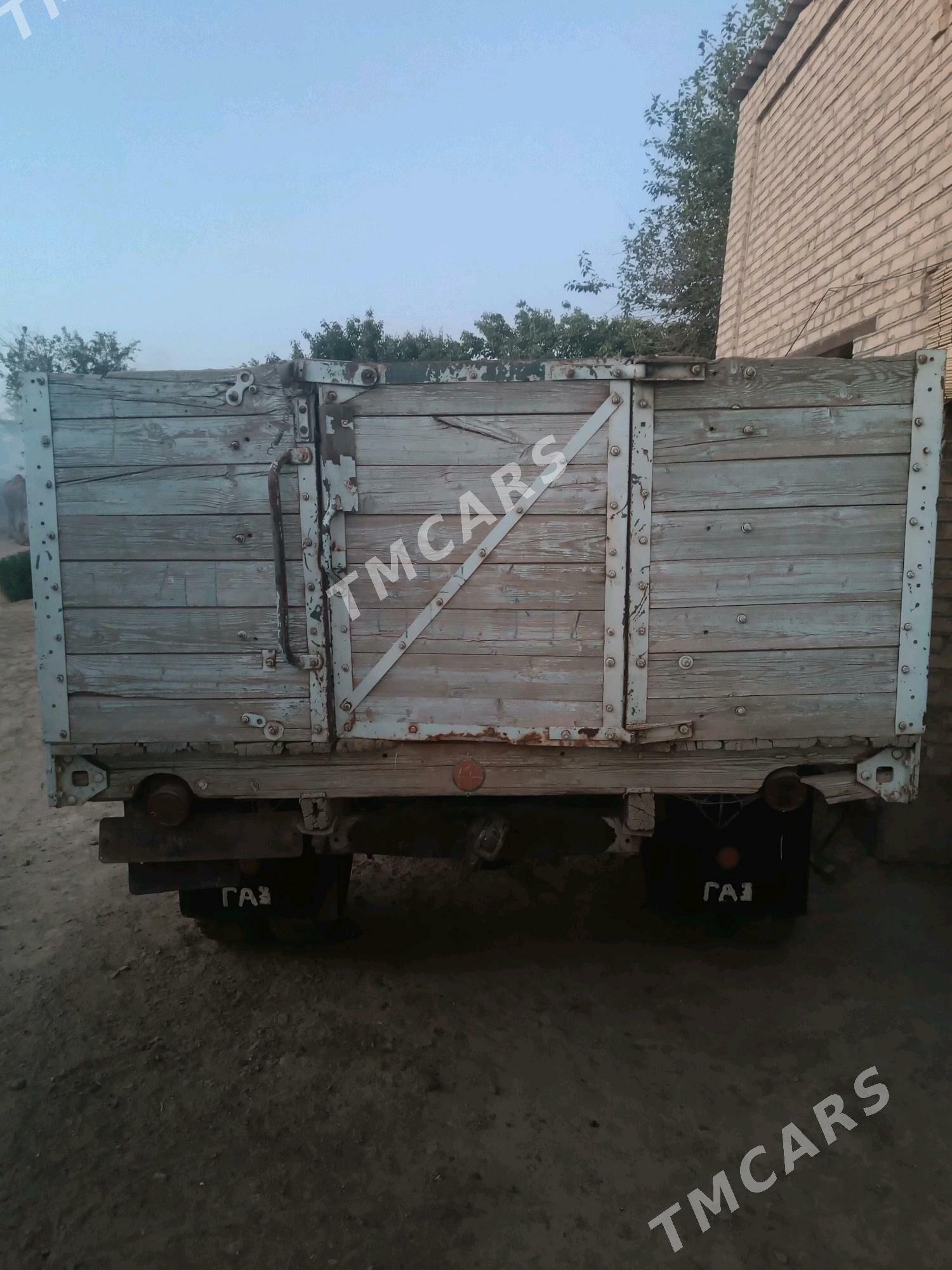 Gaz 52 1988 - 15 000 TMT - Mary - img 1