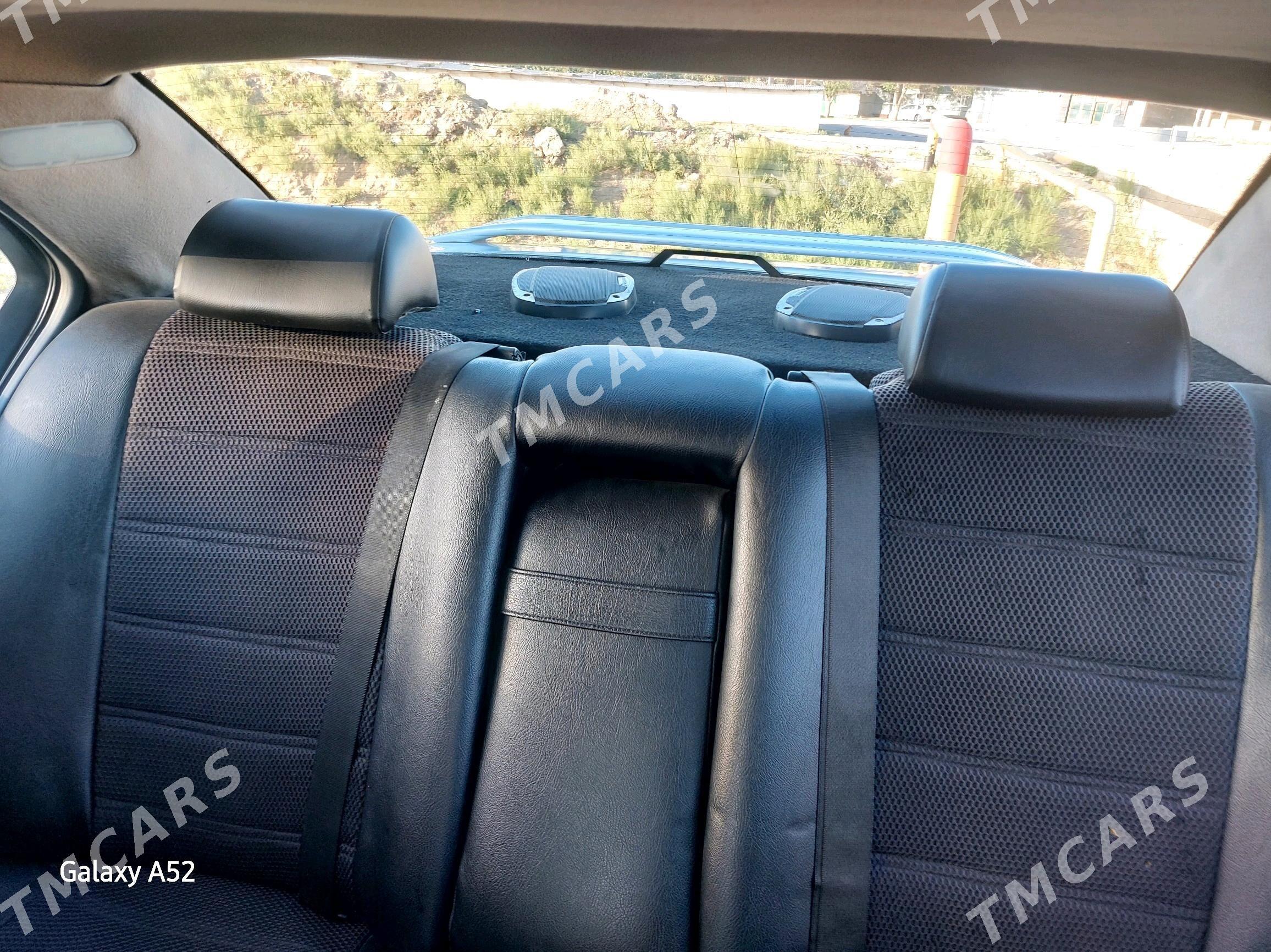 BMW 525 1992 - 66 000 TMT - 1 mkr - img 5