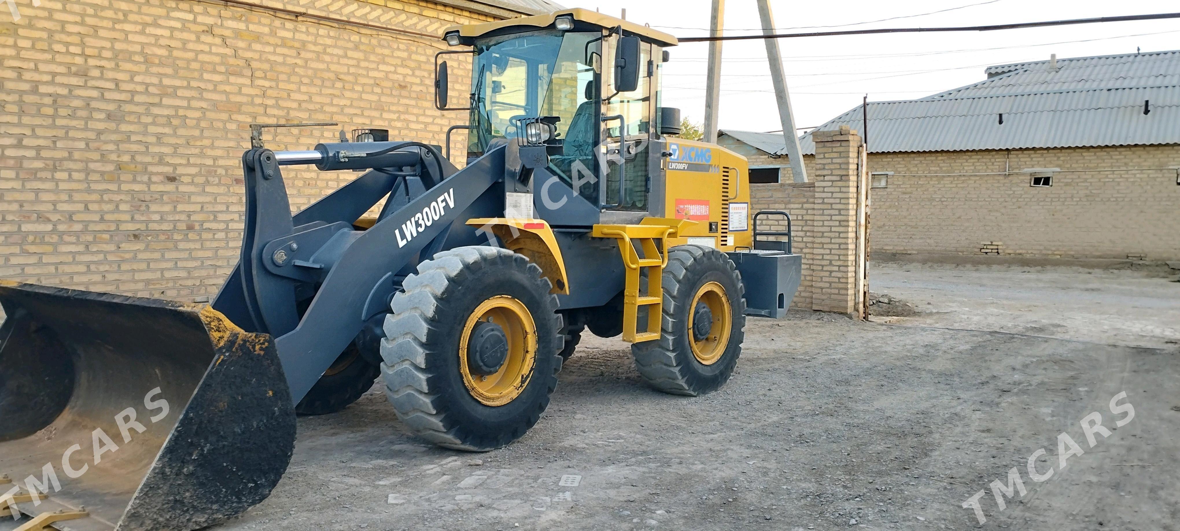 XCMG LW300F 2021 - 520 000 TMT - Векильбазар - img 5