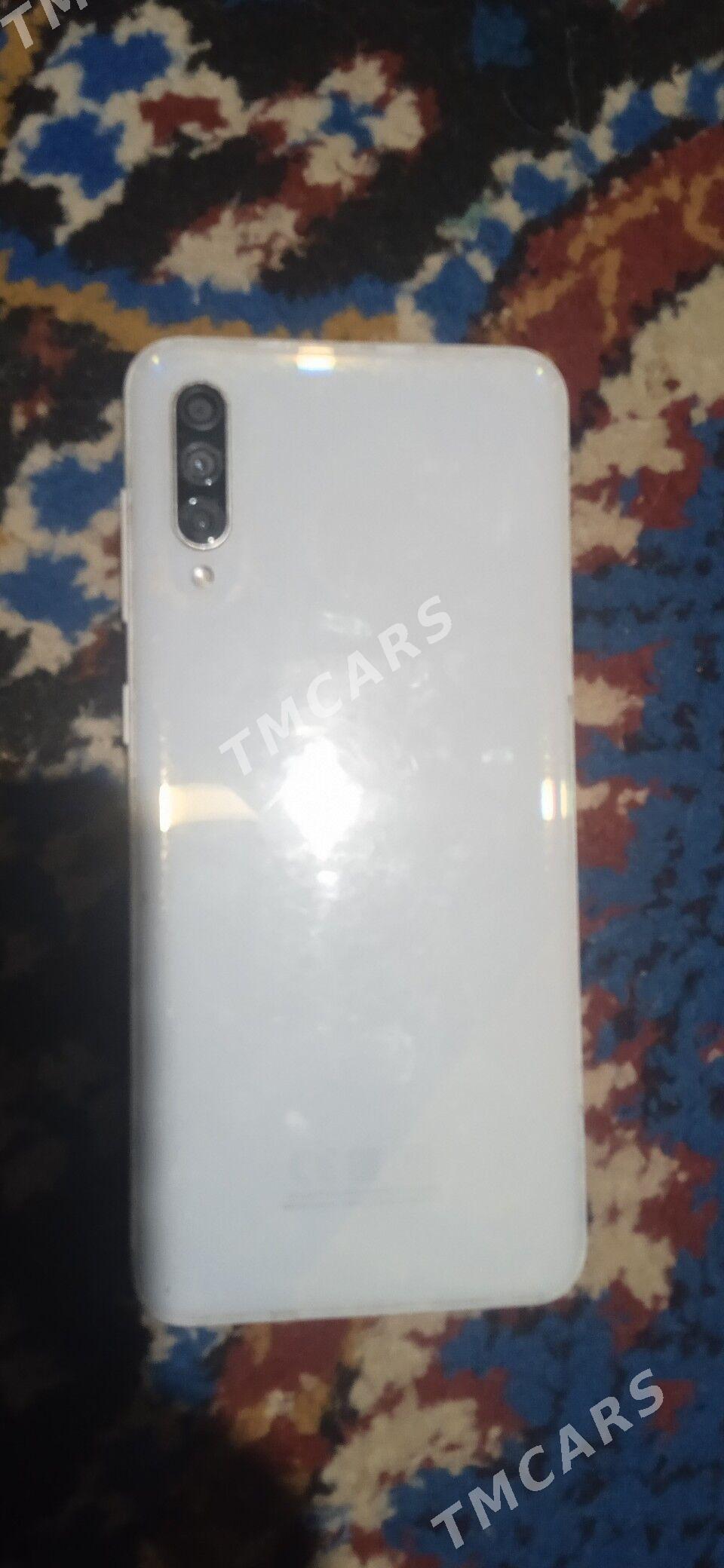 samsung a30s - Гурбансолтан Едже - img 2
