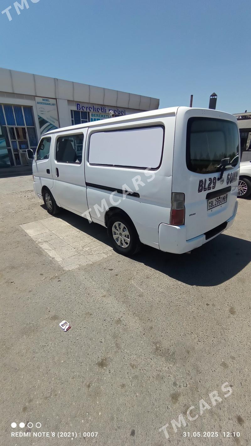 Nissan Urvan 2000 - 100 000 TMT - Байрамали - img 2