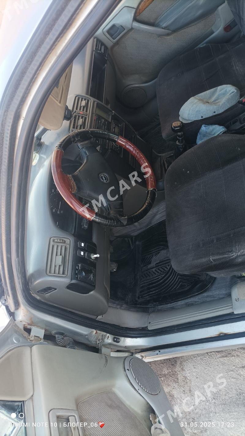 Opel Vectra 1990 - 30 000 TMT - Гурбансолтан Едже - img 6