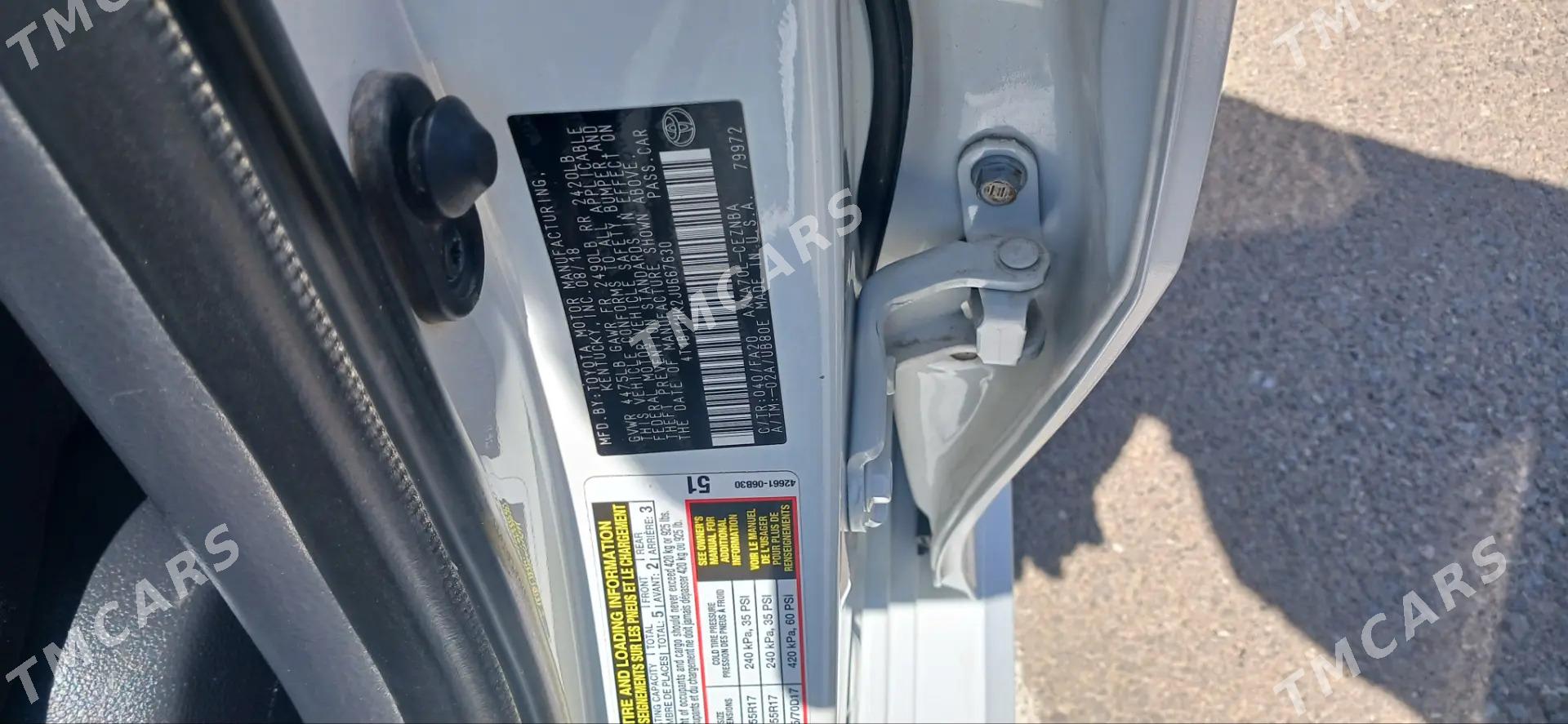 Toyota Camry 2018 - 260 000 TMT - Aşgabat - img 6