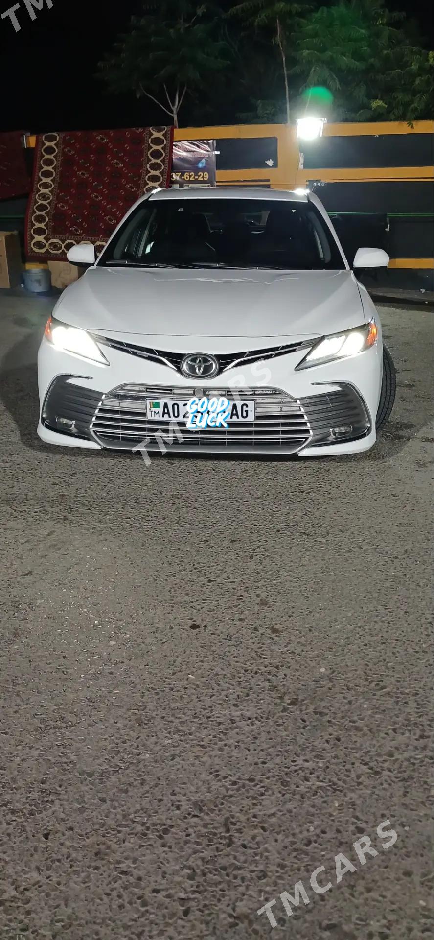 Toyota Camry 2018 - 260 000 TMT - Aşgabat - img 3