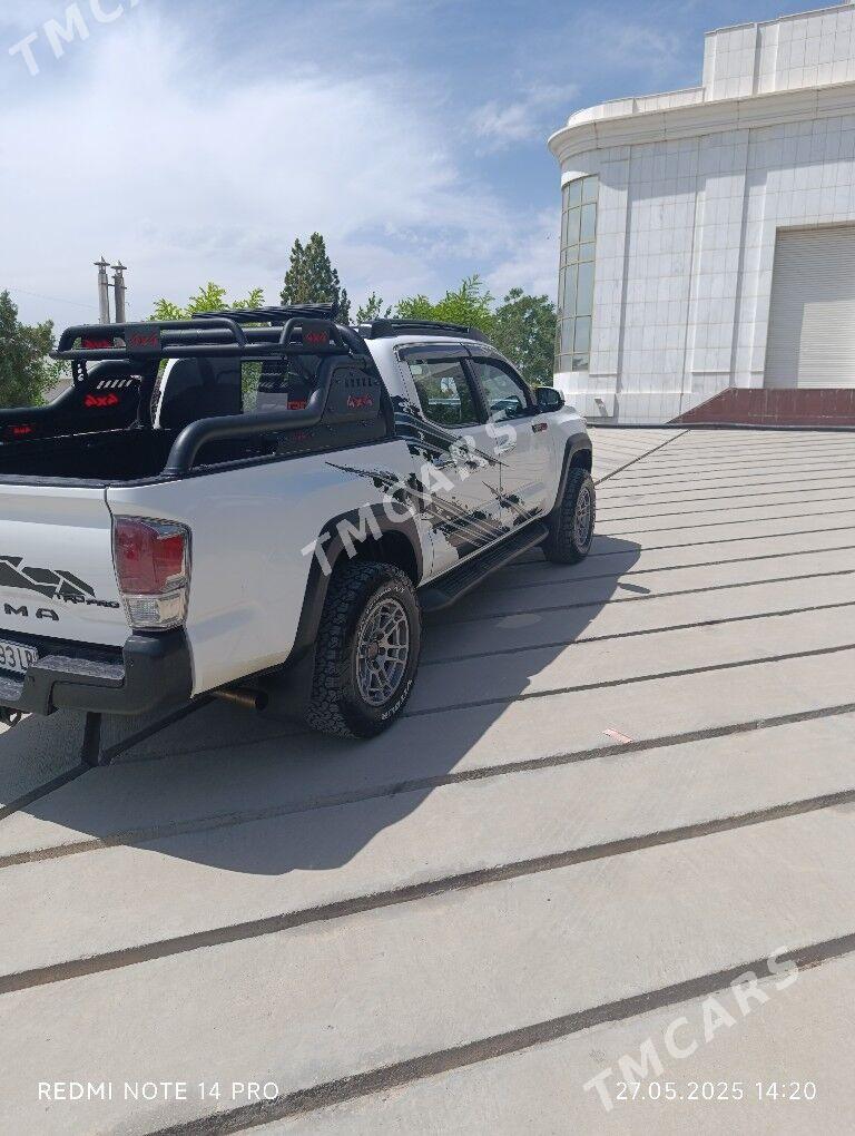Toyota Tacoma 2018 - 460 000 TMT - Türkmenabat - img 3