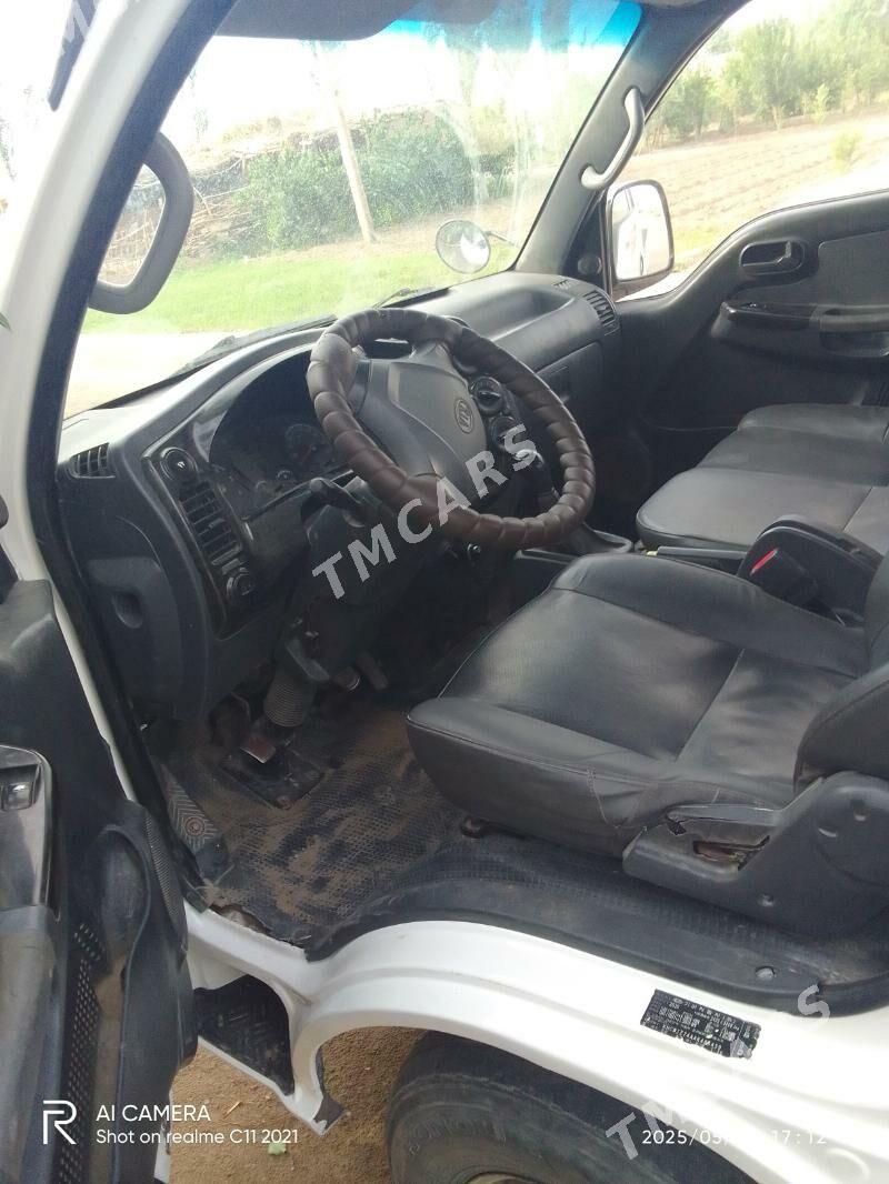 Kia Bongo 2010 - 180 000 TMT - Гурбансолтан Едже - img 3