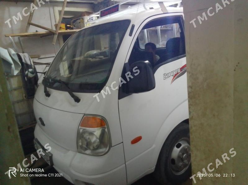 Kia Bongo 2010 - 180 000 TMT - Гурбансолтан Едже - img 7