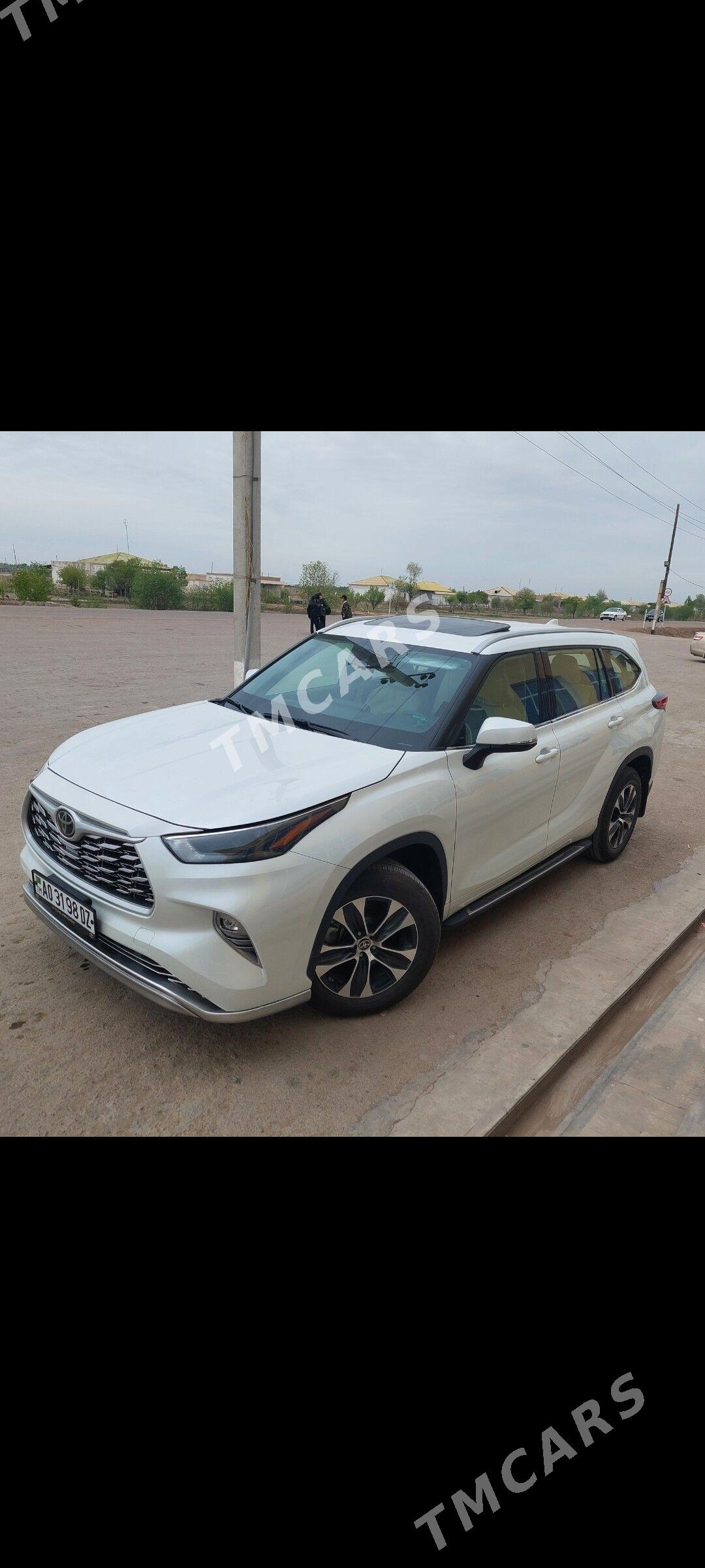Toyota Highlander 2022 - 700 000 TMT - Губадаг - img 6